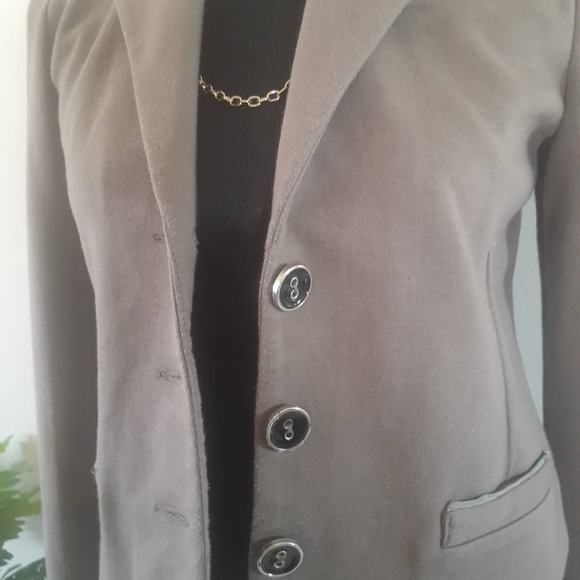 Coat - Picture 2 of 2